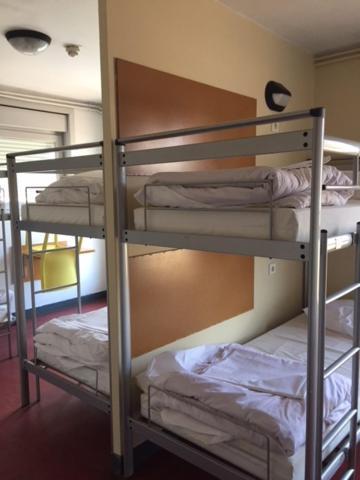 Auberge De Jeunesse Hi Grenoble Ешироль Екстер'єр фото