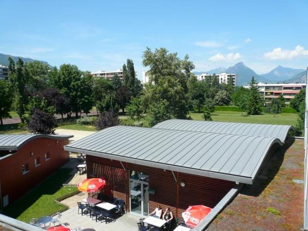 Auberge De Jeunesse Hi Grenoble Ешироль Екстер'єр фото